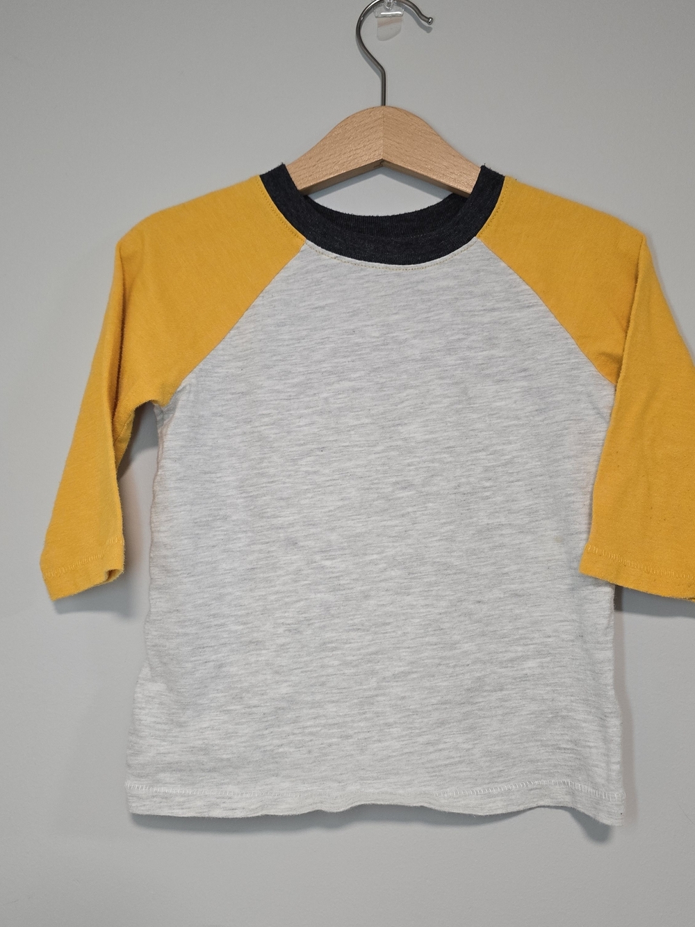 Old Navy Kids Raglan Tee - Heather Gray, Toddler Fall Style. Cotton